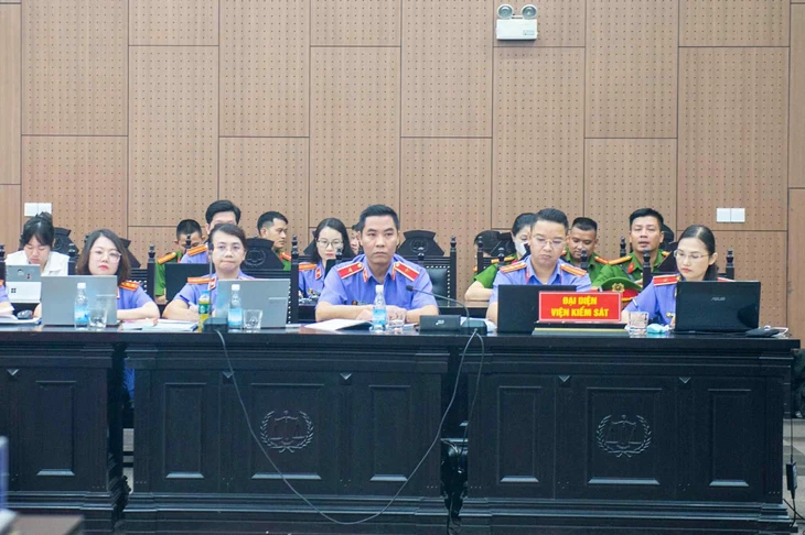 Cựu phó chủ tịch Phú Thọ Hồ Đại Dũng đánh bạc 95 lần hơn 7 triệu USD lãnh 3 năm 6 tháng tù - Ảnh 4.